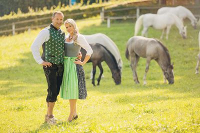 Neue Lipizzanerdirndlkollektion_34
