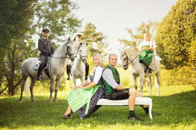 Neue Lipizzanerdirndlkollektion_35