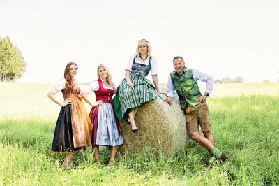 Neue Lipizzanerdirndlkollektion_38
