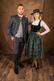 Lipizzanerdirndl Kollektion 2023_2